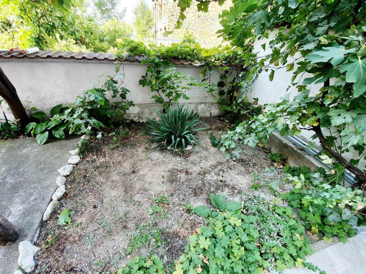 Treti Mart North Apartment Primorsko Exterior photo