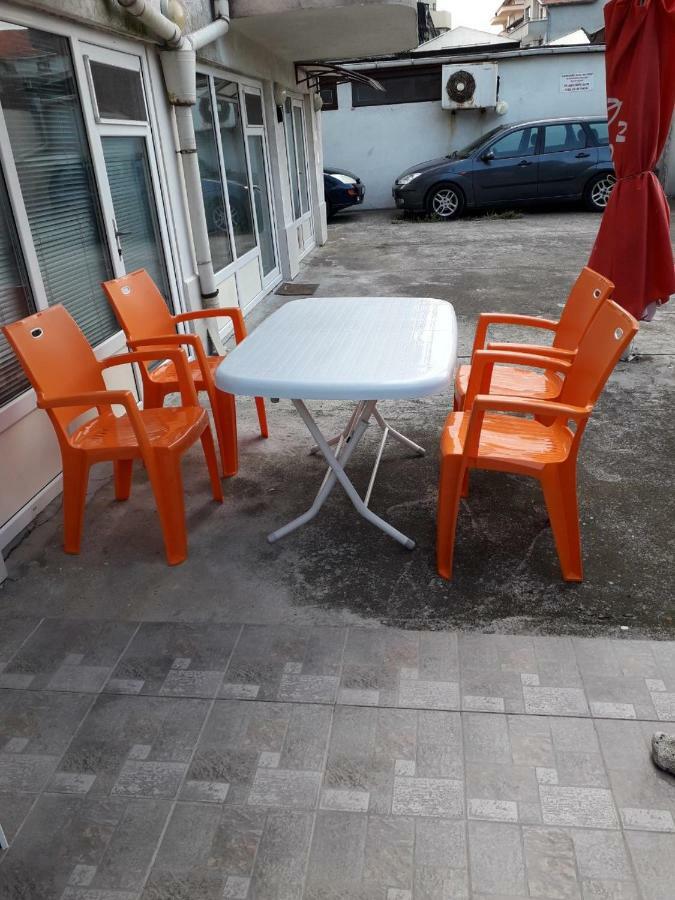 Treti Mart North Apartment Primorsko Exterior photo